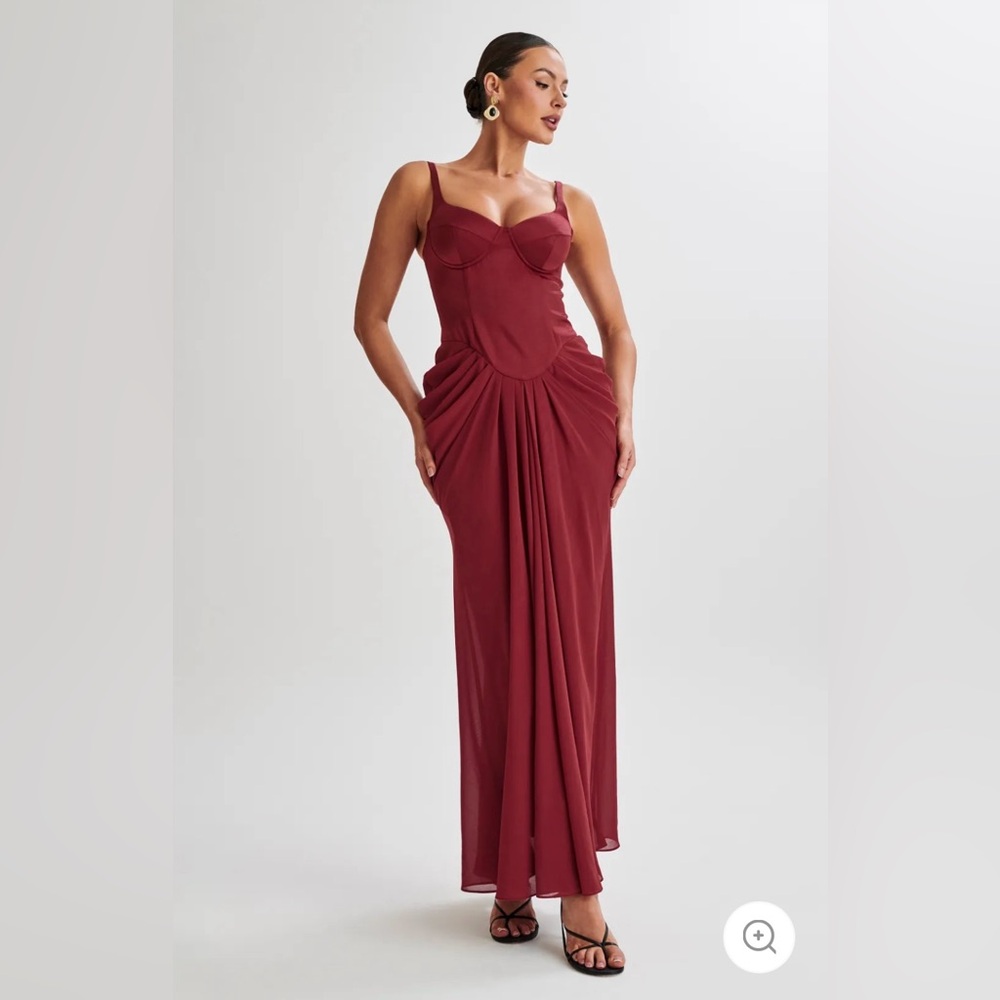 NWOT Meshki Leila dress in Ruby